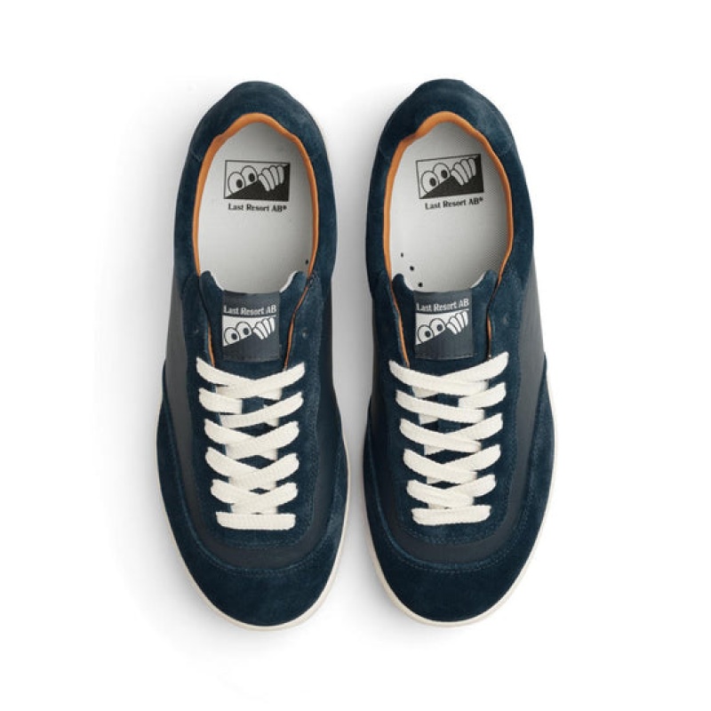 Navy / White Men's Last Resort AB CM001 Lo Suede/Leather Sneakers | Canada-6539702
